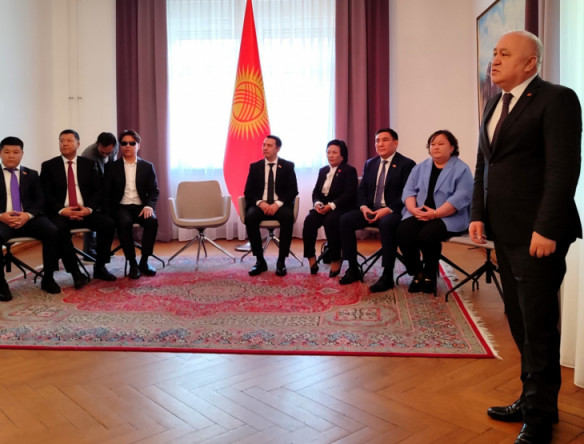 КЫРГЫЗСКАЯ ЮРТА ДЛЯ БЕРЛИНА, НЕМЕЦКИЕ АРХИВЫ ДЛЯ БИШКЕКА